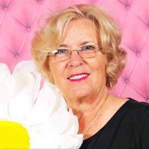 Meet your Posher, Lynda